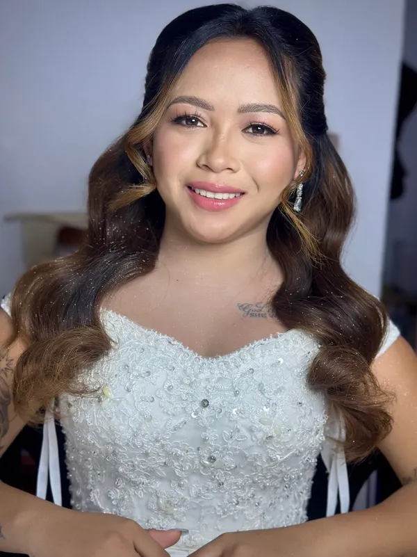 Makeup look by Ronie